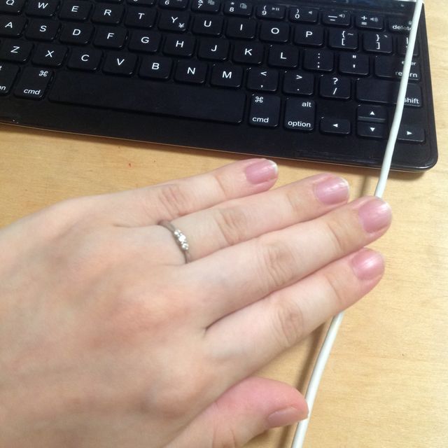 【銀座ダイヤモンドシライシの口コミ】 デザインが華奢で品が良かったのと、店員さんの対応が良かったからです。
…