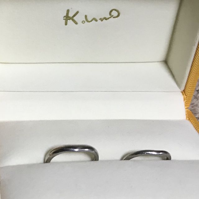 【ケイウノ ブライダル(K.UNO BRIDAL)の口コミ】 先に購入を決めた婚約指輪と重ね付けできるデザインのものを探していまし…