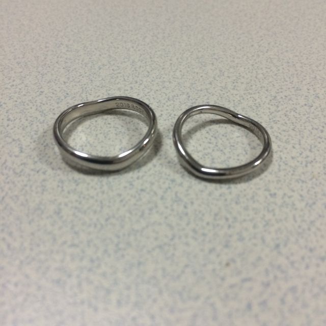 【ケイウノ ブライダル(K.UNO BRIDAL)の口コミ】 先に購入を決めた婚約指輪と重ね付けできるデザインのものを探していまし…