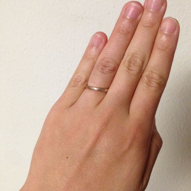 【俄(にわか)の口コミ】 指輪などの貴金属に全く縁遠い2人にとって、「日本製の指輪」という点が、…