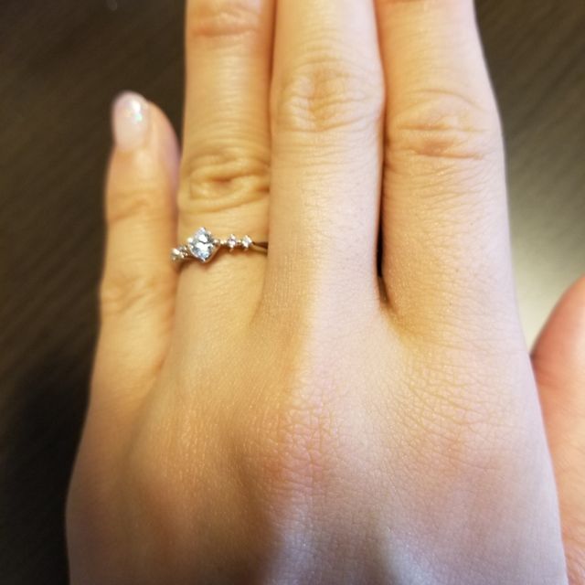 【アイプリモ(I-PRIMO)の口コミ】 ダイヤについてもカラット数や、不純物の大きさなど、今まで知らなかった…