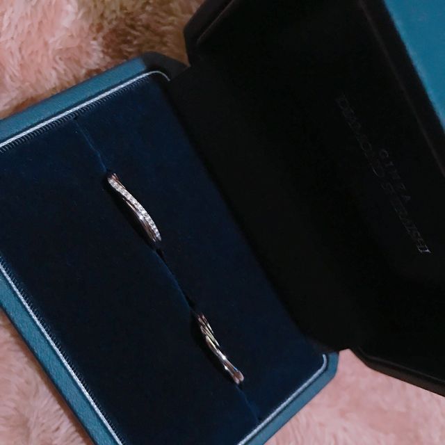 【銀座ダイヤモンドシライシの口コミ】 なかなか2人のデザインに関する意見が合わず、どうしようかといろんなお店…