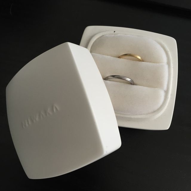 【俄(にわか)の口コミ】 結婚指輪を買うなら、絶対にゴールドでシンプルなデザインをと思い探して…