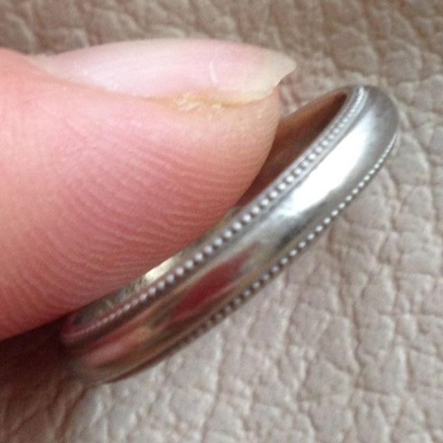 【ヴァンドーム青山(VENDOME AOYAMA)の口コミ】 結婚指輪は一生モノ。デザインは石などは入っていなく、シンプルだけれど…
