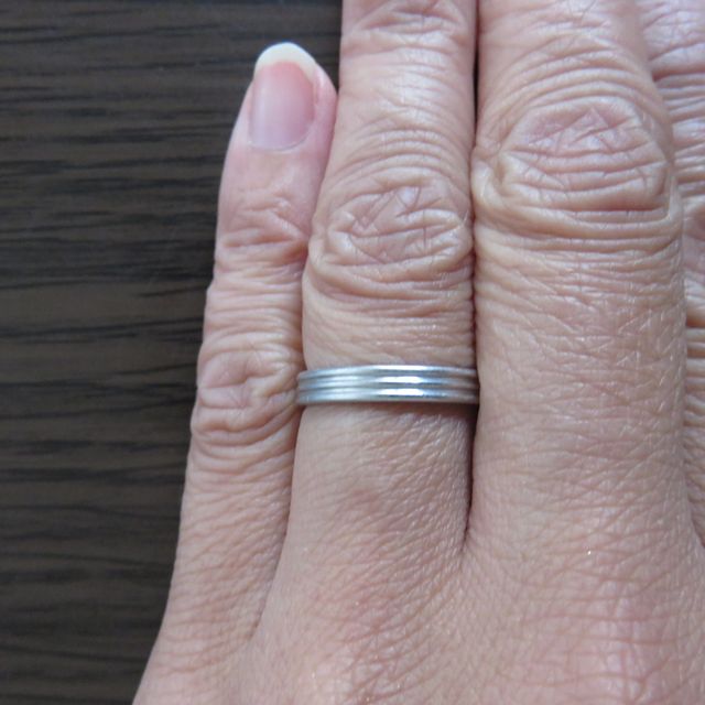 【ティファニー(Tiffany & Co.)の口コミ】 主人は結婚指輪はティファニーと決めていたのでブランドはすぐに決まりま…