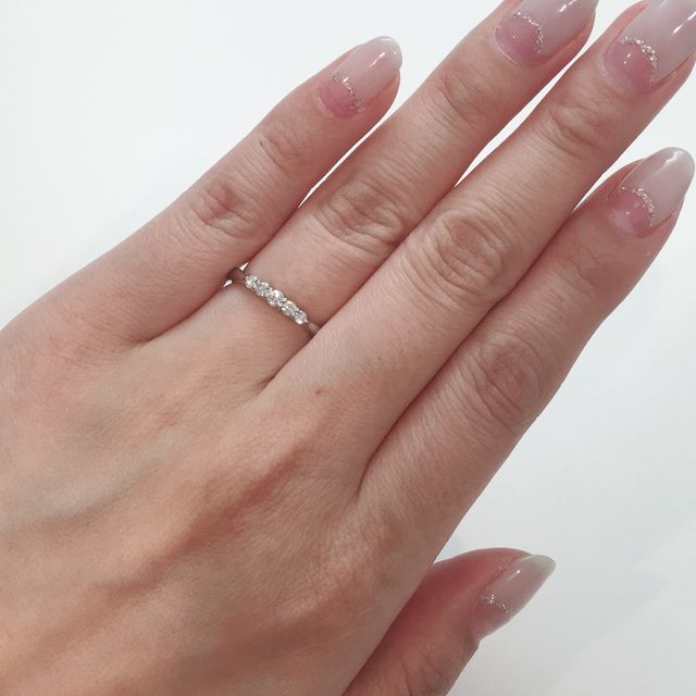 【アイプリモ(I-PRIMO)の口コミ】 店員さんの説明も分かりやすく、デザインも素敵で一目惚れでした。
私の指…