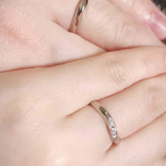 【ROYAL ASSCHER(ロイヤル・アッシャー)の口コミ】 他のブランドの物を試着する目的で、お店に来ました！
目的の指輪は、イメ…