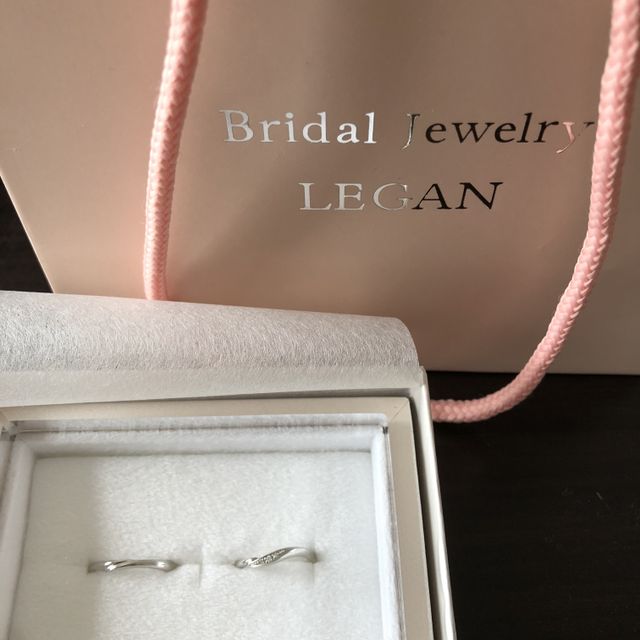【LEGAN(レガン)の口コミ】 見れば見るほど迷う、一生に一度の結婚指輪。決めては、デザインがまずピ…
