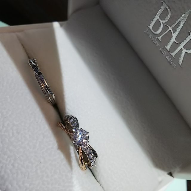 【J.C.BAR(ジェーシーバール)の口コミ】 二人の会話から担当者さんが何度もデザインを直してくれ最後までわがまま…