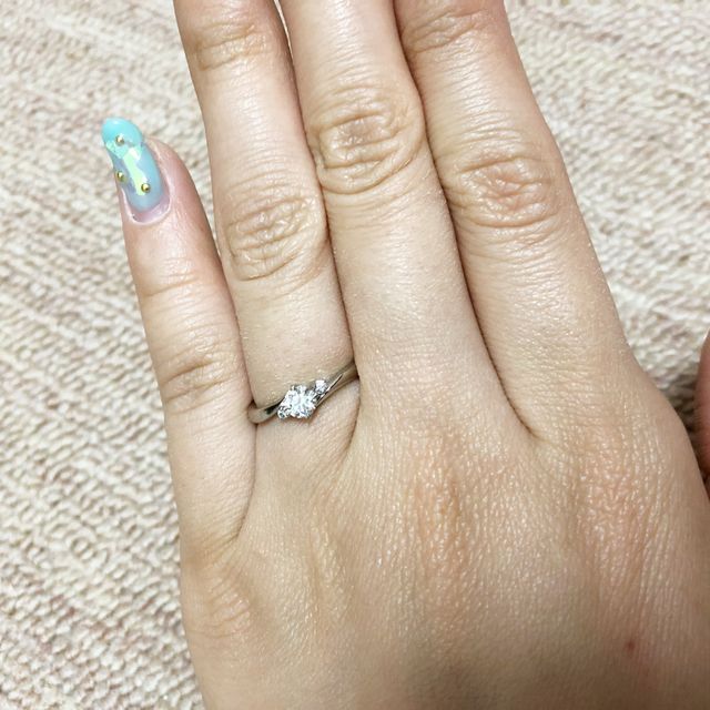 【アイプリモ(I-PRIMO)の口コミ】 シンプルで可愛いデザインが好みと店員さんに伝えると、何種類か出してい…