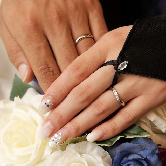 【アイプリモ(I-PRIMO)の口コミ】 もともとストレートではなく曲線のデザインが良く探していました。
曲線の…