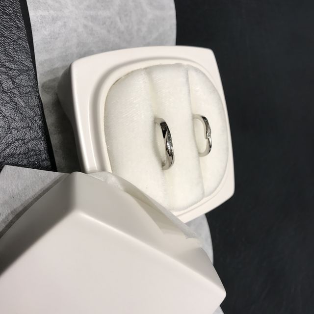 【俄(にわか)の口コミ】 他の指輪が目に入らないほど一目惚れをし、誕生日、結婚月共に私たちにピ…