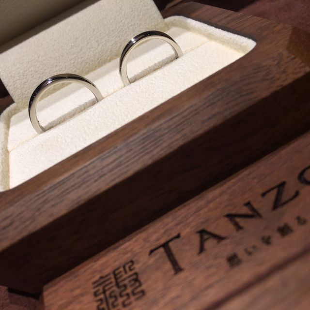 【TANZO.(鍛造指輪)の口コミ】 既製品では中々お互いの希望に沿わず、もういっそ自分たちだけの一点物を…