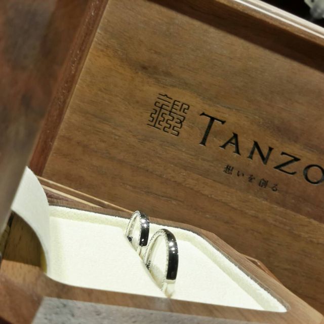 【TANZO.(鍛造指輪)の口コミ】 既製品では中々お互いの希望に沿わず、もういっそ自分たちだけの一点物を…
