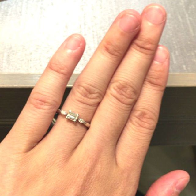 【ORECCHIO(オレッキオ)の口コミ】 カジュアルな印象がありますが、それほどシンプルでないデザインなので和…