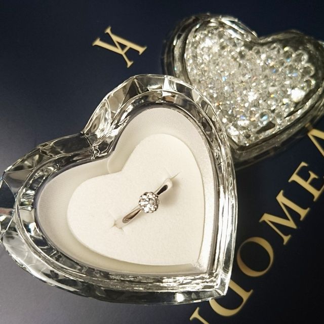 【ヴァンドーム青山(VENDOME AOYAMA)の口コミ】 婚約指輪といってもどんな指輪が良いのか、自分でもよく分かっておらず、…