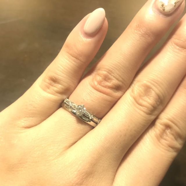 【LUCIE(ルシエ)の口コミ】 フランスの古い塔をイメージしたという指輪であり元々雑誌などで気になっ…