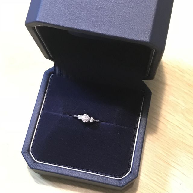 【銀座ダイヤモンドシライシの口コミ】 ダイヤモンドの質がいいから
店舗の立地がよかったから
ダイヤモンドフェ…