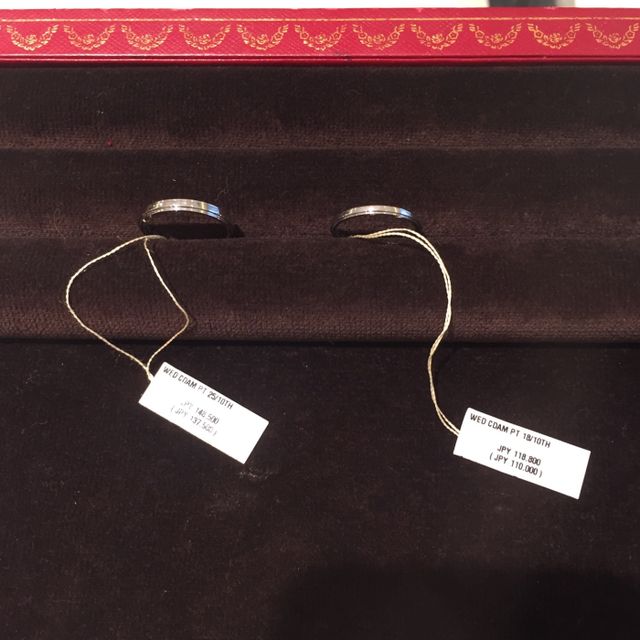 【カルティエ(Cartier)の口コミ】 シンプルで着けやすいリングでした。
細身のリングを探してましたが、この…