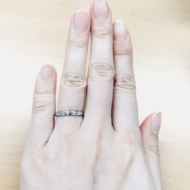 【ヴァン クリーフ＆アーペル(Van Cleef & Arpels)の口コミ】 婚約指輪もヴァンクリーフさんで購入し、その時一緒に見ていたこちらの指…