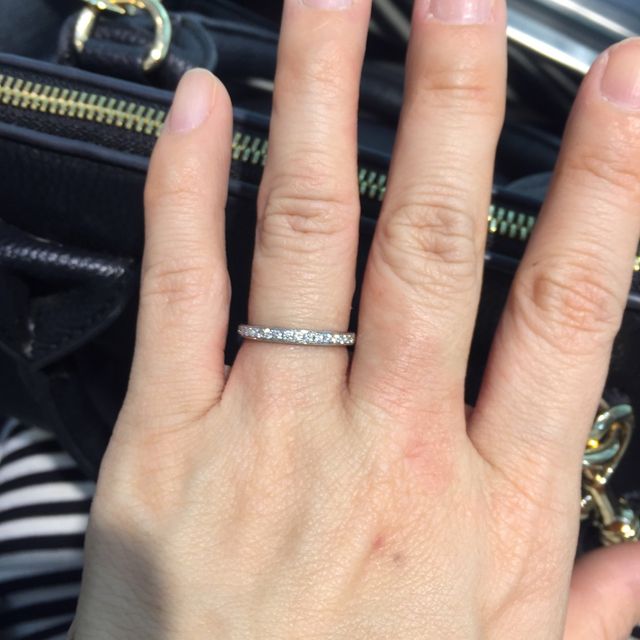 【GALA JEWELRY(ガラジュエリー)の口コミ】 ハーフエタニティを探していたのですが、有名ブランドだと値段との折り合…