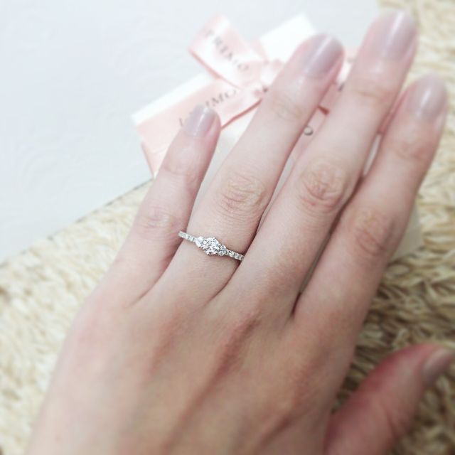 【アイプリモ(I-PRIMO)の口コミ】 彼と一緒に買いに行って選ばせてくれました。キラキラがいいとずっと決め…