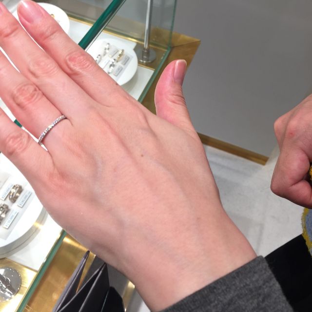 【AHKAH(アーカー)の口コミ】 結婚指輪はどれがいいのか全然わからないままどれを買うべきかネットで探…