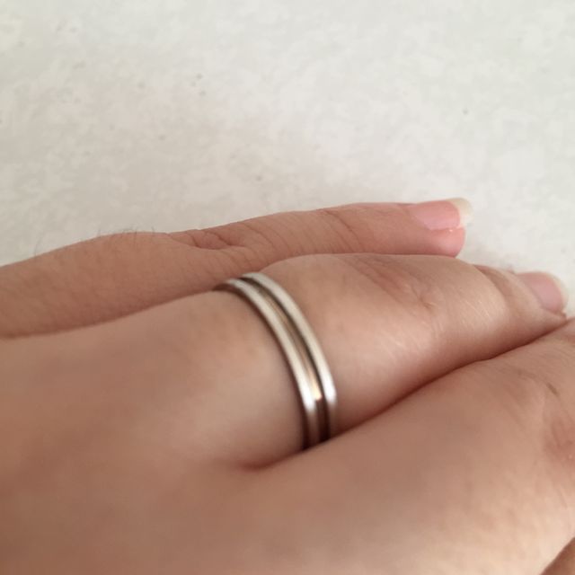 【Mr.MONDIAM & Ms.APHRODITE(ミスターモンディアムアンドミスアフロディーテ)の口コミ】 この指輪の決め手は何より夫が気に入ったからでした。婚約指輪も同じお店…