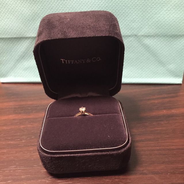 【ティファニー(Tiffany & Co.)の口コミ】 サプライズで用意してくれていたものでしたが、憧れのティファニーのもの…