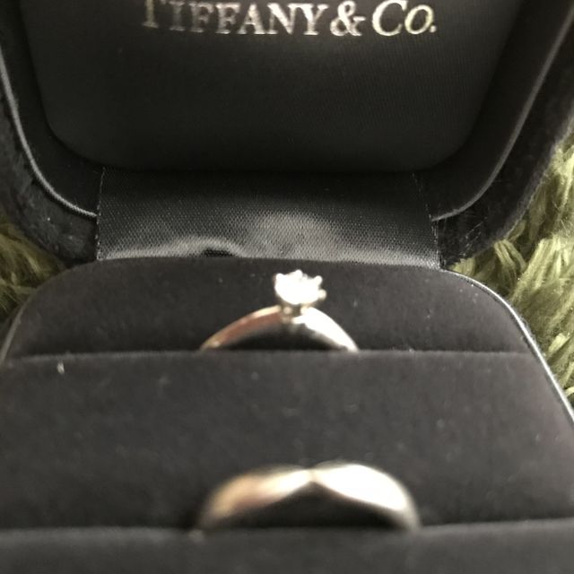 【ティファニー(Tiffany & Co.)の口コミ】 婚約指輪もティファニーで
購入していたため、
同じブランドで揃えました…
