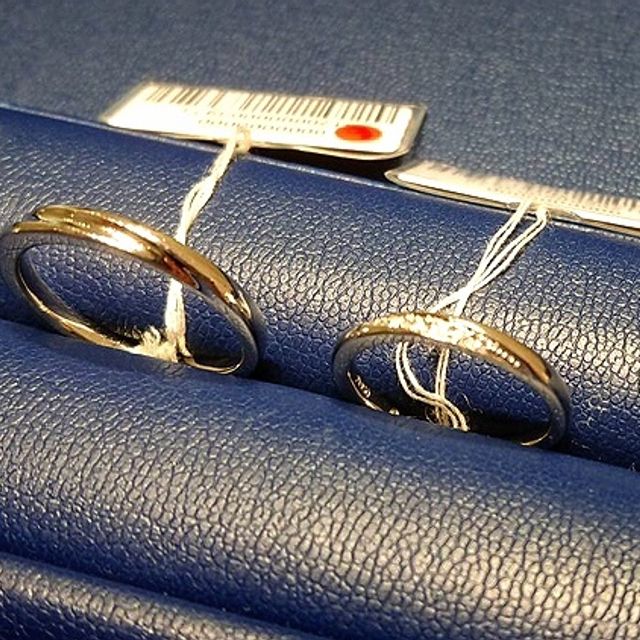 【銀座ダイヤモンドシライシの口コミ】 ダイヤモンドがどの角度から見てもきれいに見えるが、派手すぎないところ…