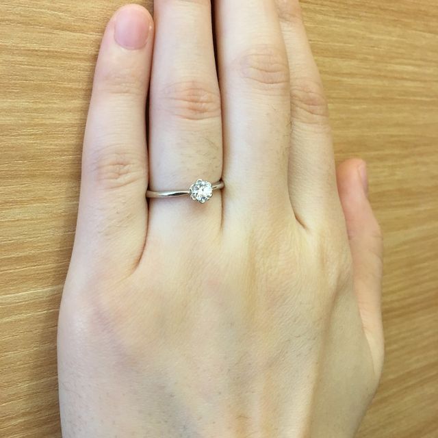 【JEWELRY  KAMATA(ジュエリーかまた)の口コミ】 お花のデザインに一目惚れでした！他の花嫁さんとあまり被りたくなかった…