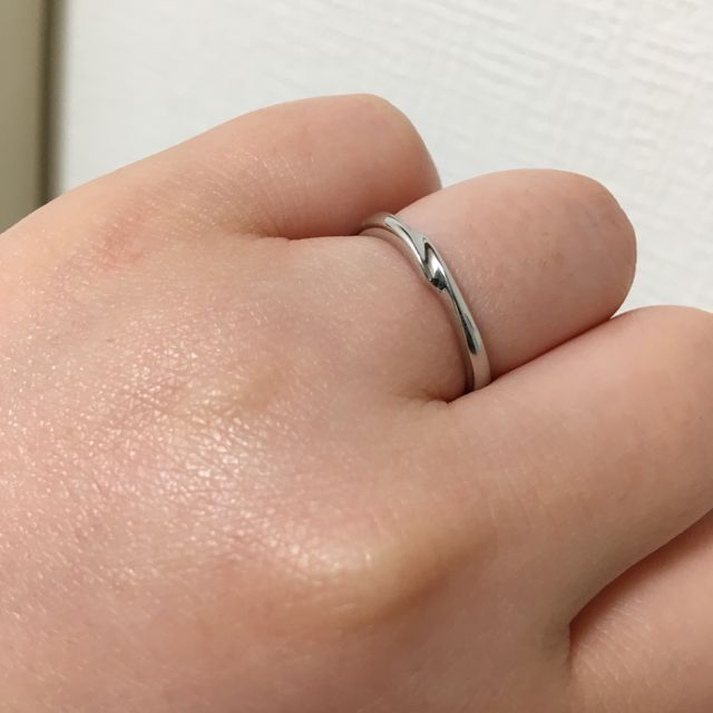 【TRECENTI(トレセンテ)の口コミ】 内甲丸というリングの内側部分に丸みを持たせる作りが、なめらかな着け心…