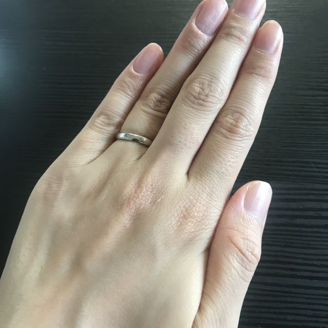 【アイプリモ(I-PRIMO)の口コミ】 石のついていないシンプルなデザインと、高品質の素材に惹かれました。劣…