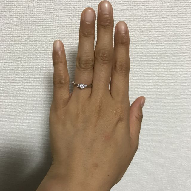 【アイプリモ(I-PRIMO)の口コミ】 婚約指輪といえばのイメージが小さい頃からあり、指も綺麗な方ではないの…