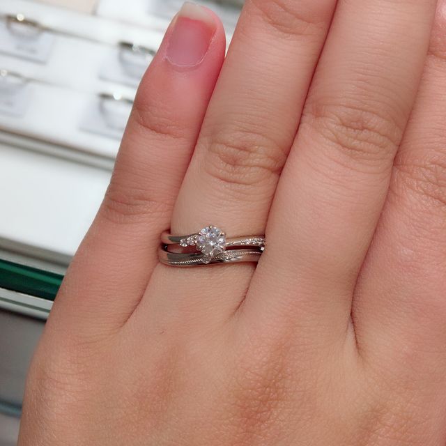 【アイプリモ(I-PRIMO)の口コミ】 重ね付けのフィット感が素晴らしかったし
あまり太すぎることもなく、自然…