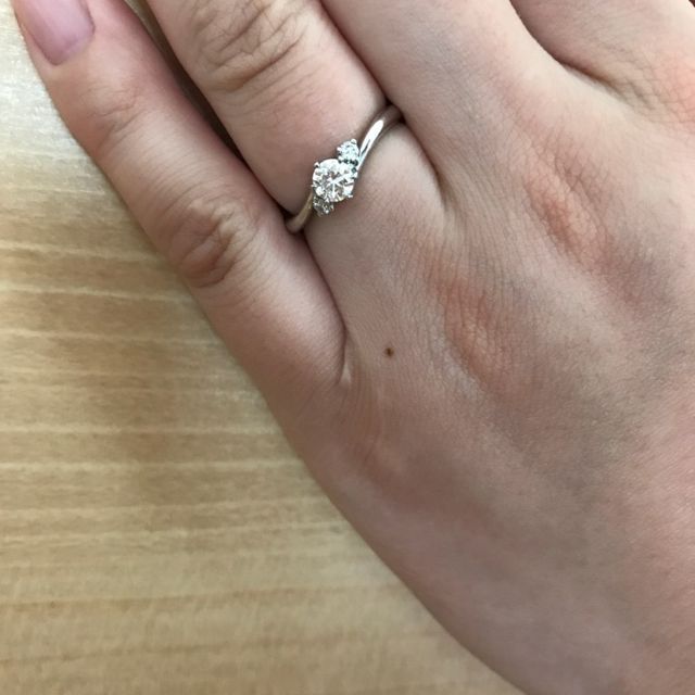 【アネリディギンザ(ANELLI DI GINZA)の口コミ】 お店の方の対応に好感が持てたことが最大の決め手だが、指輪のデザインや…