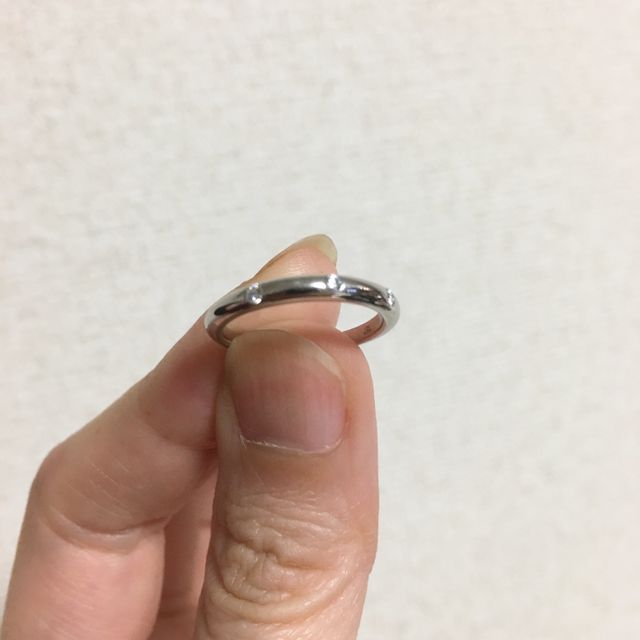 【ブルガリ(BVLGARI)の口コミ】 指につけた時に綺麗に見えるように、と、立体的な作りになっているのが一…