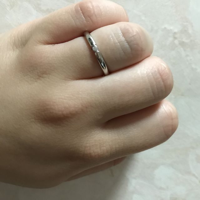 【アイプリモ(I-PRIMO)の口コミ】 シンプルなのがほしくて探していたら、どんなときにでもつけれそうなのに…