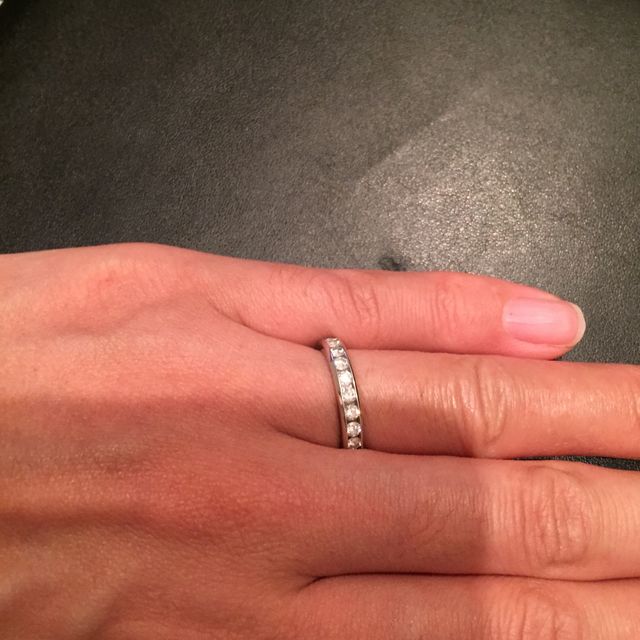 【ティファニー(Tiffany & Co.)の口コミ】 プラチナリングだけではなく、ダイヤが入ったフルリングを購入しました。…