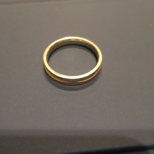 【COLANY(コラニー)の口コミ】 30万前後の予算で考えていて、指輪自体の質の良さに加え、他ブランドには…