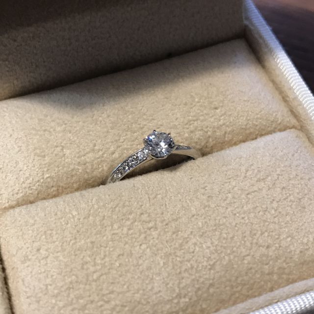 【BRILLIANCE+(ブリリアンスプラス)の口コミ】 デザインを嫁さんが決められるようにダイヤモンドプロポーズをしました！…