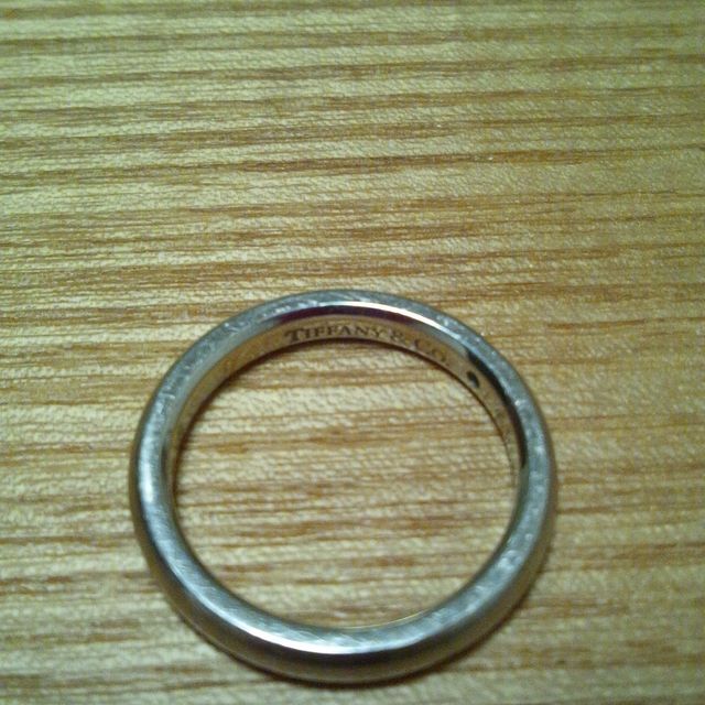 【ティファニー(Tiffany & Co.)の口コミ】 TIFFANY&Co.は以前から憧れのブランドで結婚指輪はここのを付けたいと…