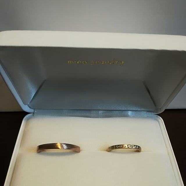 【mina.jewelry(ミナジュエリー)の口コミ】 夫婦の好みが違ったので、オーダーメイドできるところを探してました。色…