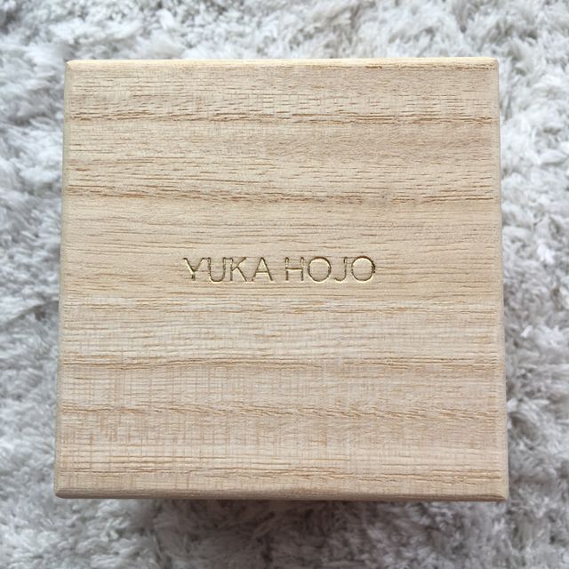 【YUKA HOJO(ユカホウジョウ)の口コミ】 色味、雰囲気、素材感など、全てにおいてドストライクな指輪でした。リン…