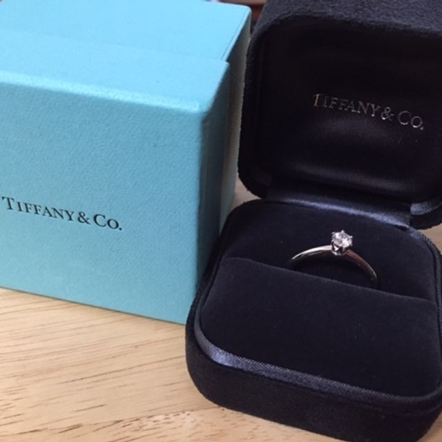 【ティファニー(Tiffany & Co.)の口コミ】 プロポーズの際に、主人が用意したものなのではっきりとした決め手は分か…