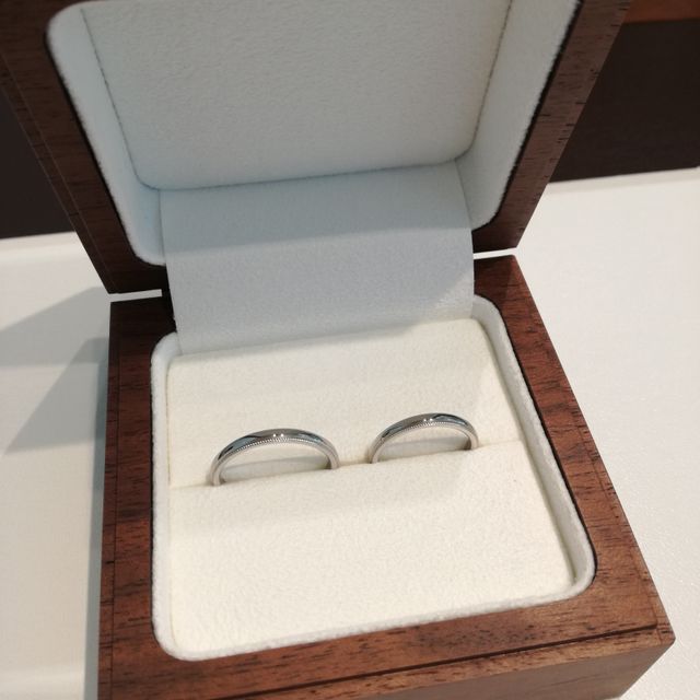 【Ponte Vecchio(ポンテヴェキオ)の口コミ】 婚約指輪と同じメーカーの方がメンテナンスが楽と思い、結婚指輪もPonte V…