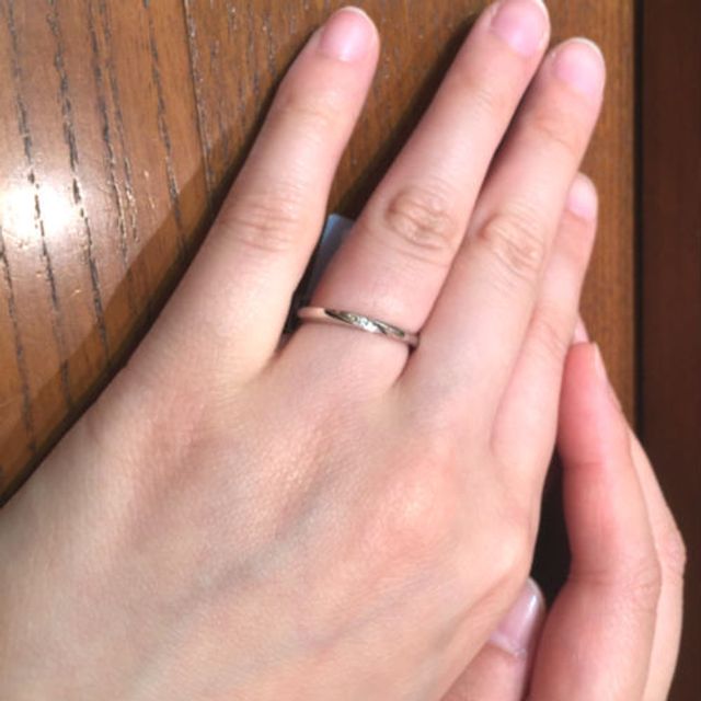 【TRECENTI(トレセンテ)の口コミ】 すっきりとしたシンプルなデザインが魅力的ですし、ダイヤモンドの光具合…