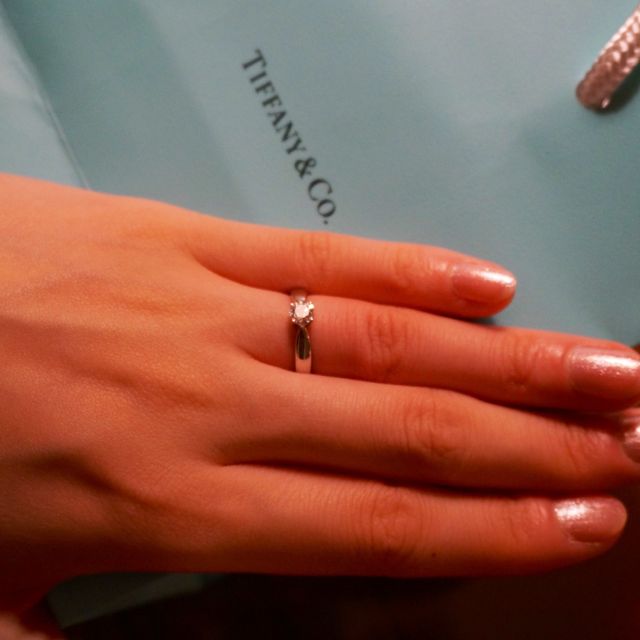 【ティファニー(Tiffany & Co.)の口コミ】 彼が一人で選んでくれサプライズでくれました。アフターフォローなどの点…