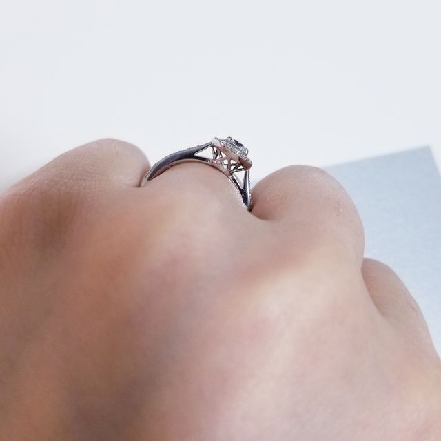 【ラザール ダイヤモンド(LAZARE DIAMOND)の口コミ】 どうしても指輪は自分で選びたく、後悔もしたくなかったので10件以上回り…